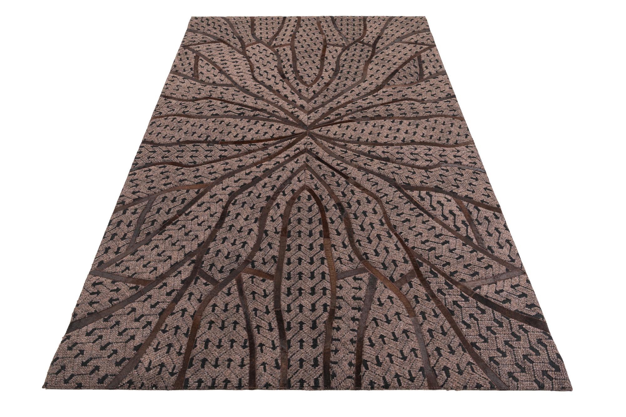 5' 2 x 8' Cowhide Leather Rug