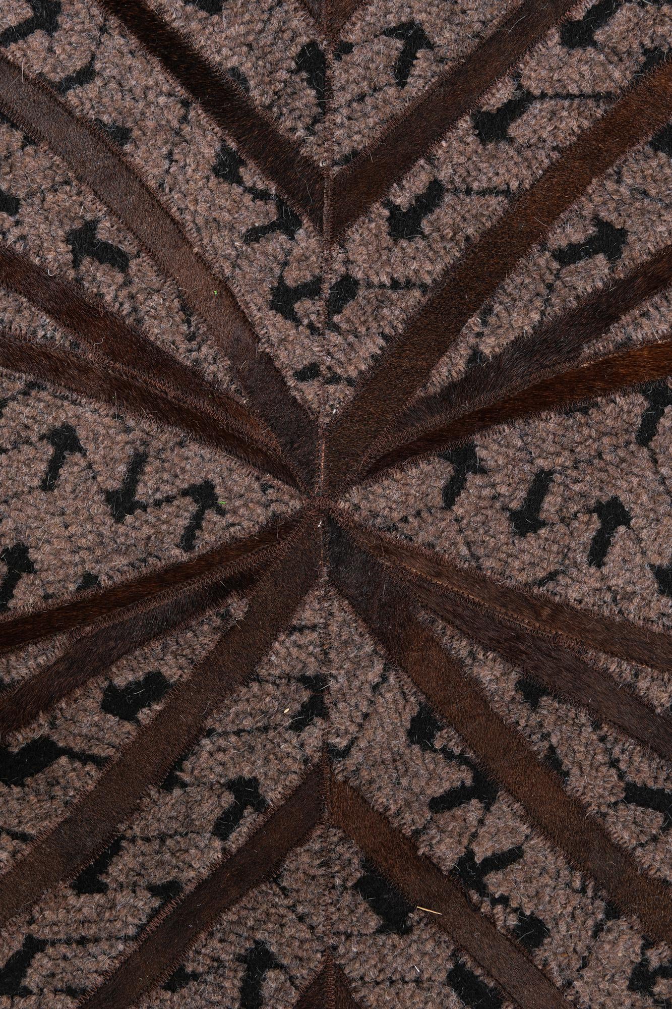 5' 2 x 8' Cowhide Leather Rug