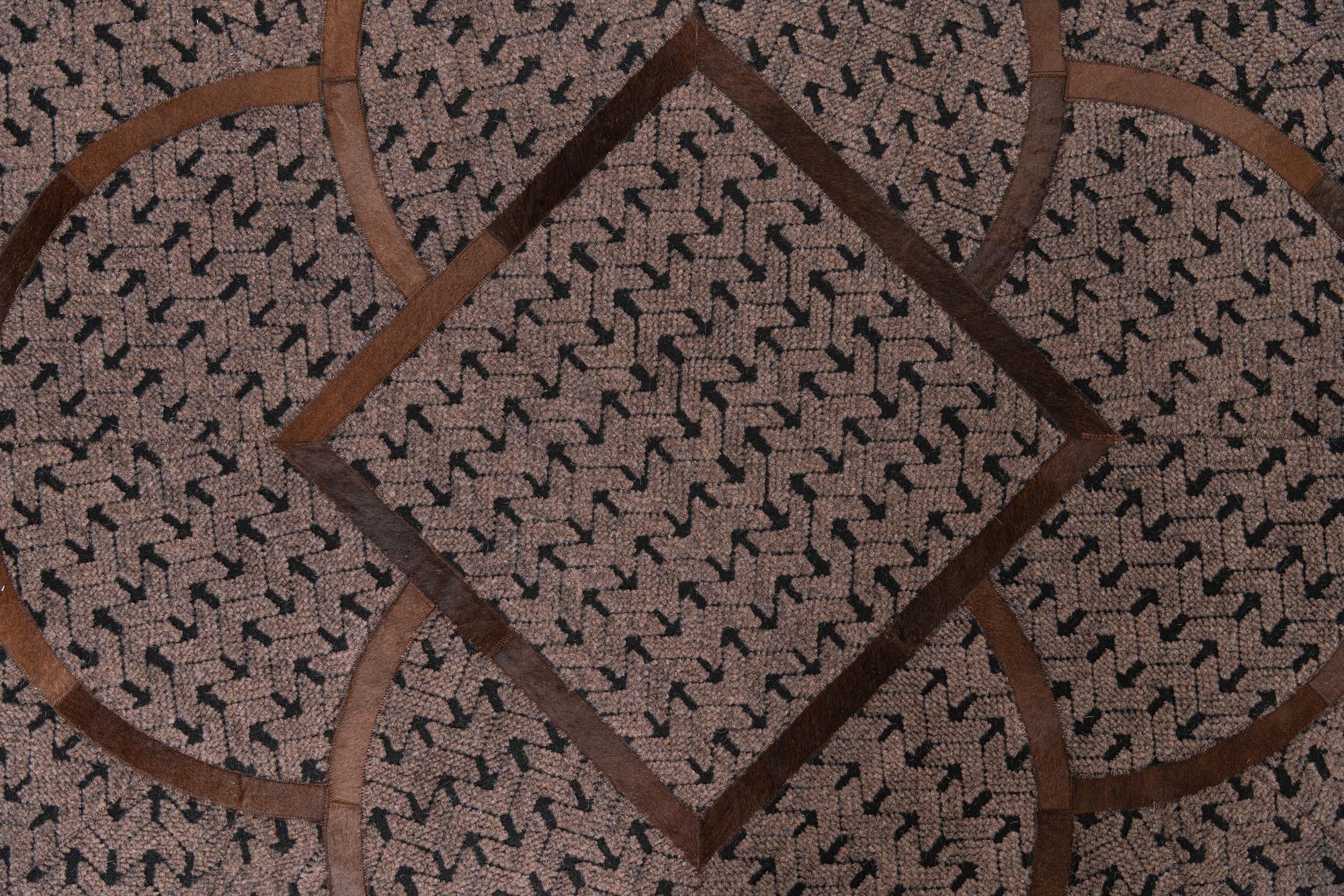 5' x 8' Cowhide Leather Rug
