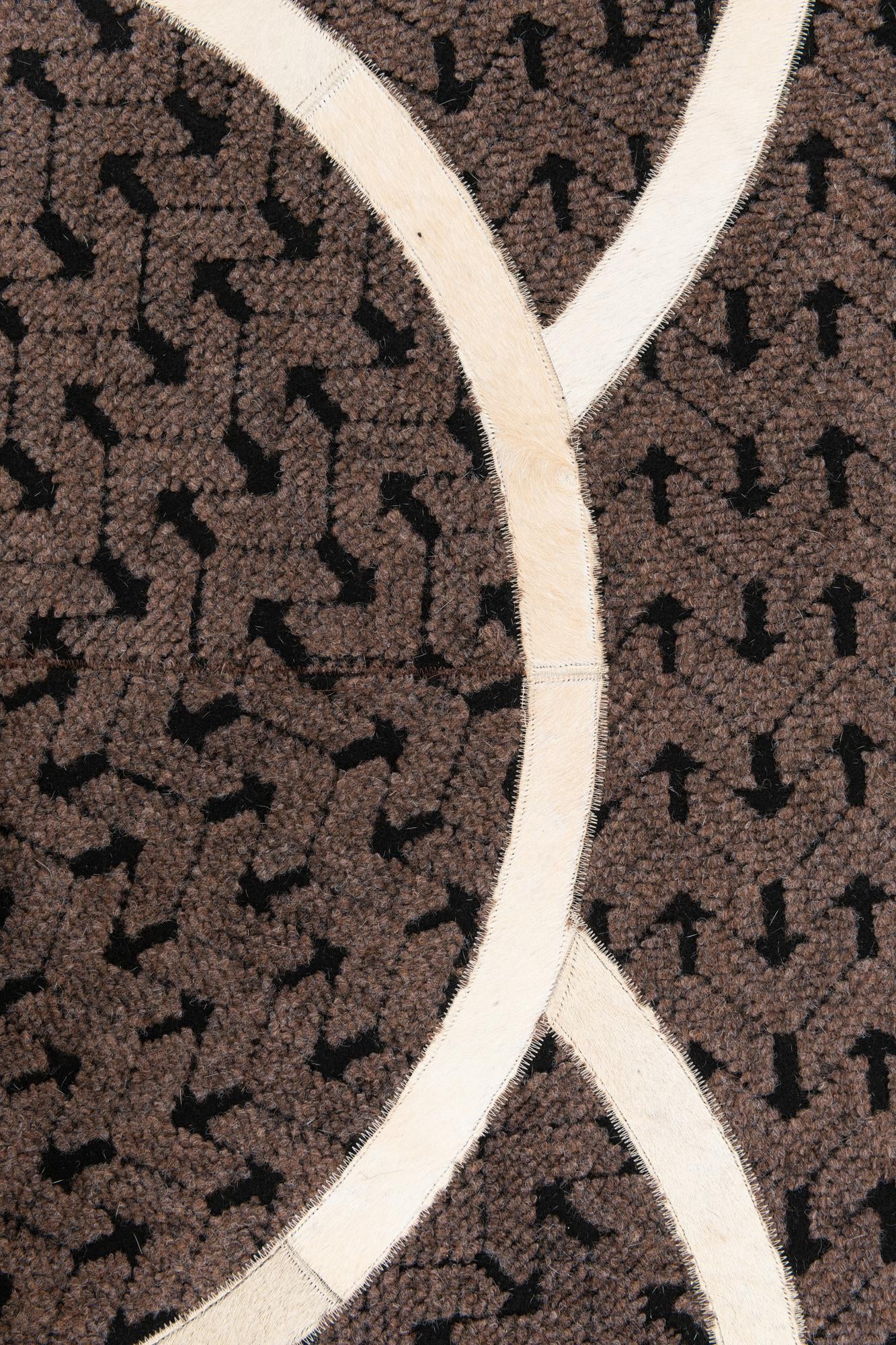5' x 8' Cowhide Leather Rug