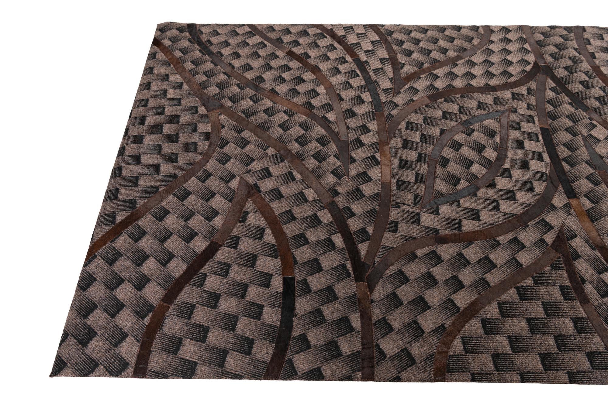 5' x 8' Cowhide Leather Rug