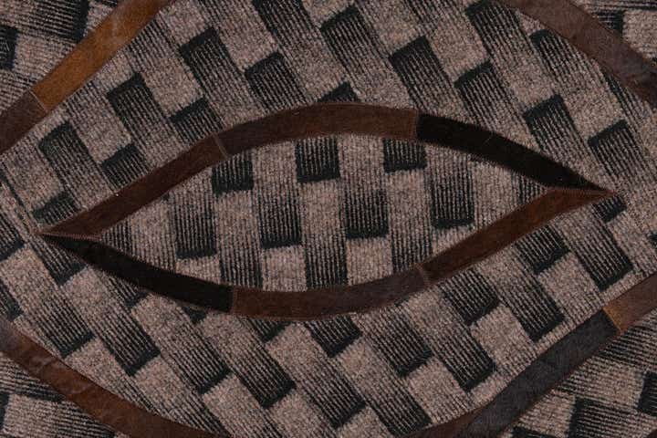 5' x 8' Cowhide Leather Rug