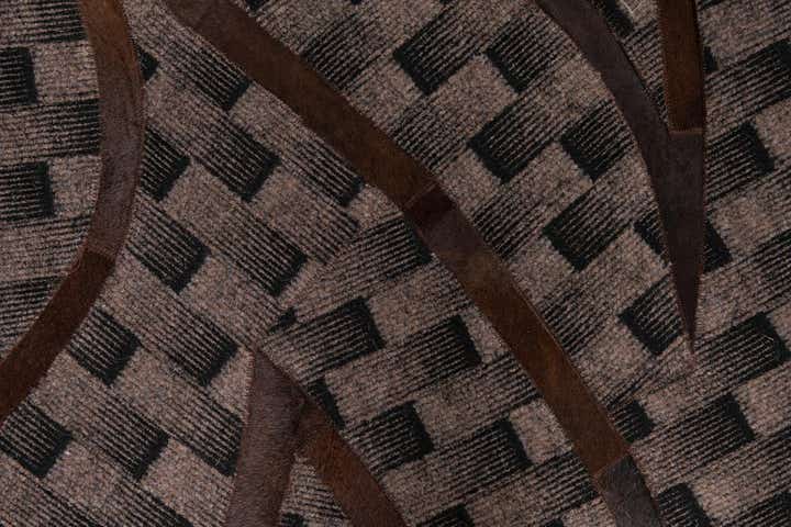 5' x 8' Cowhide Leather Rug