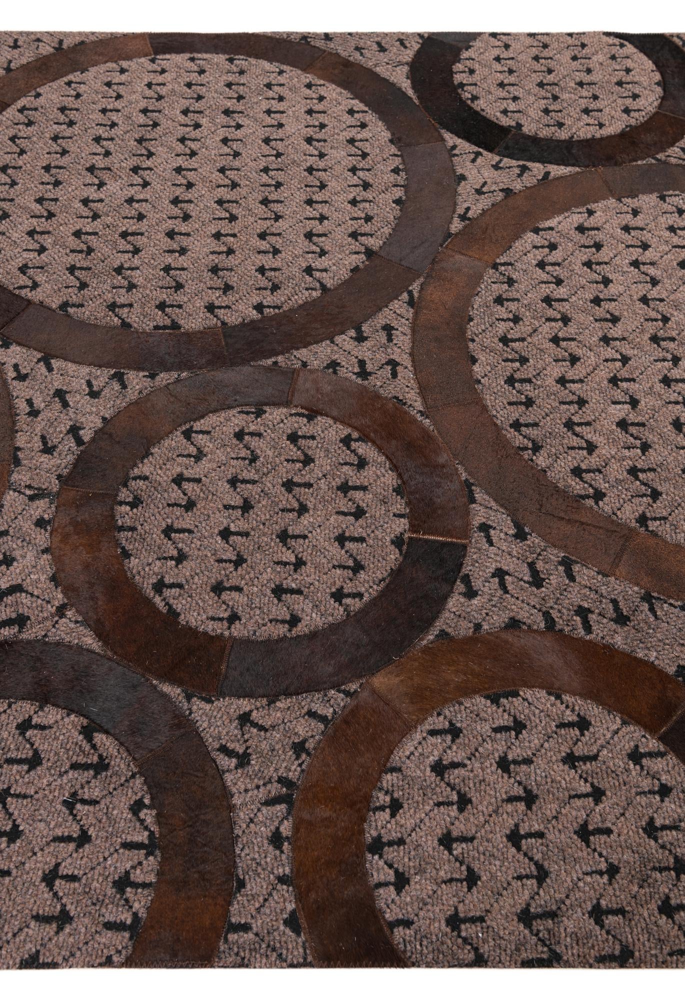 5' x 8' Cowhide Leather Rug