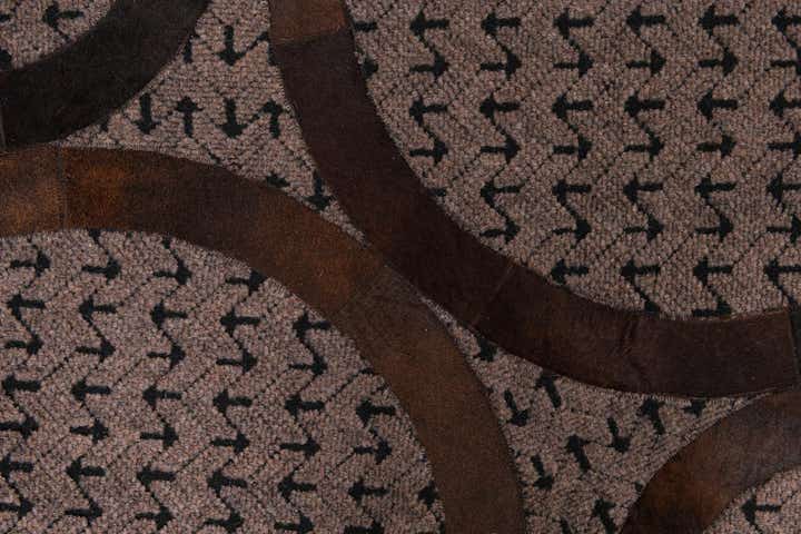 5' x 8' Cowhide Leather Rug