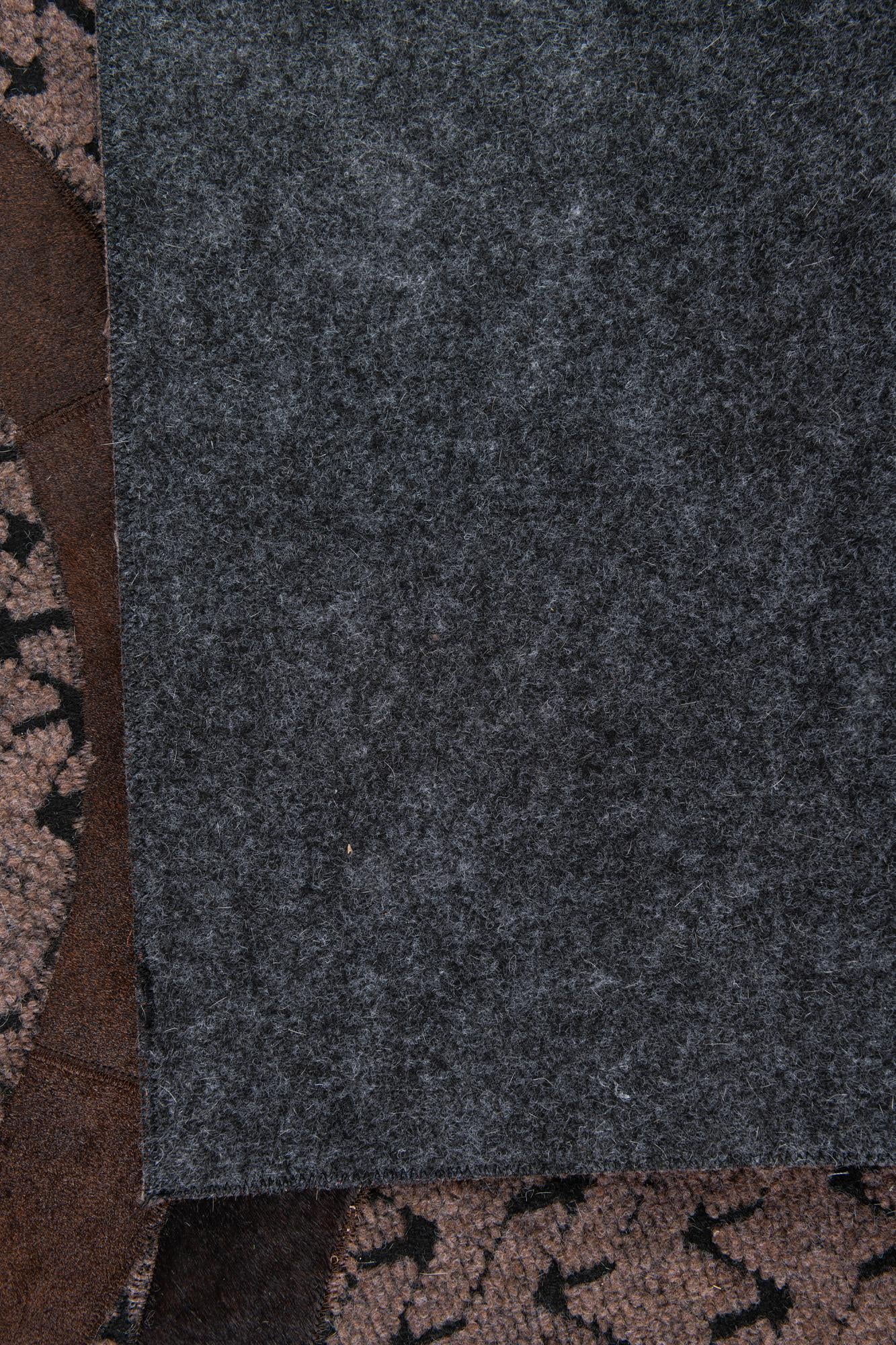 5' x 8' Cowhide Leather Rug