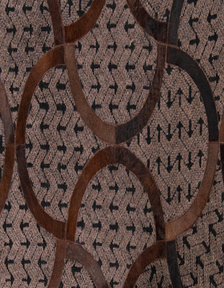 Detail image of 4' 10 x 8' Cowhide Leather Rug