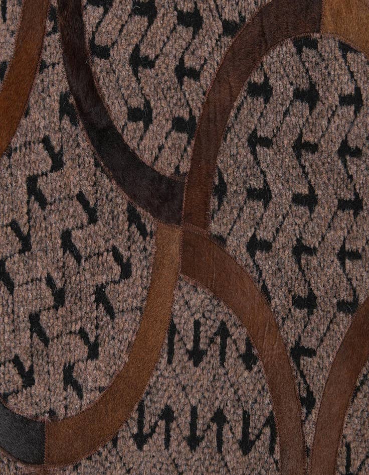 Detail image of 4' 10 x 8' Cowhide Leather Rug