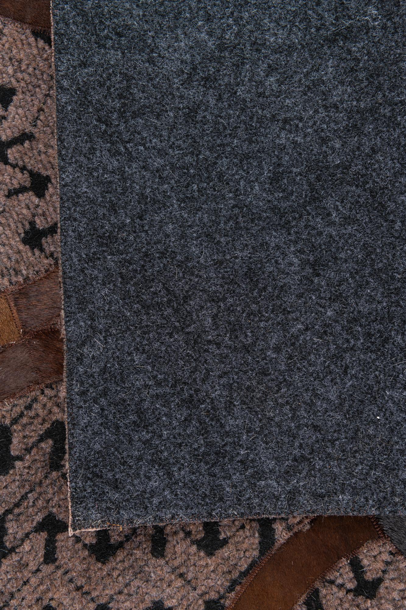 4' 10 x 8' Cowhide Leather Rug