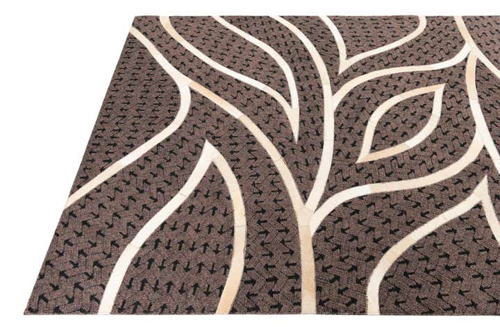 5' x 8' Cowhide Leather Rug