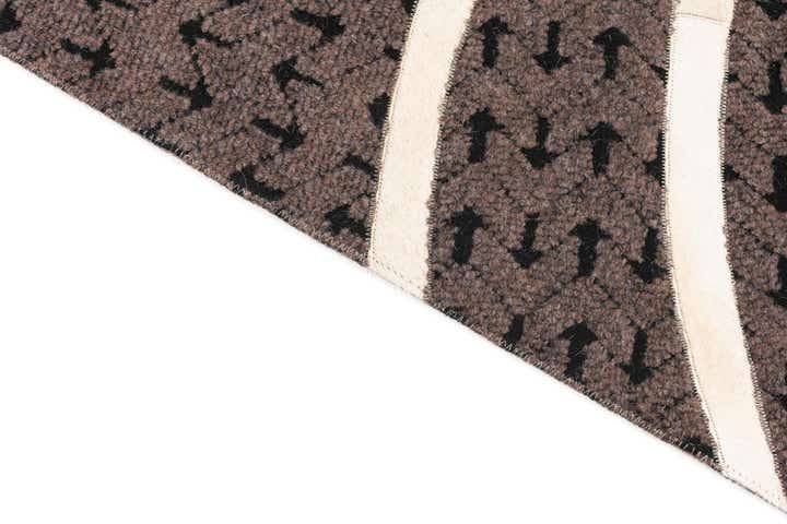 5' x 8' Cowhide Leather Rug