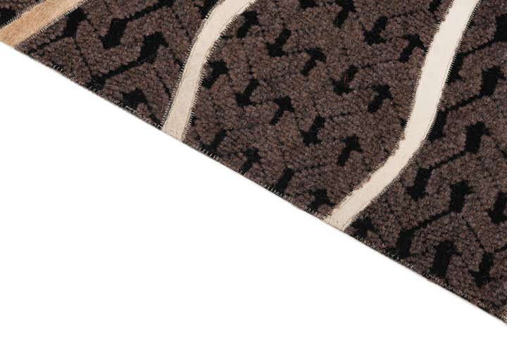 5' 2 x 8' Cowhide Leather Rug