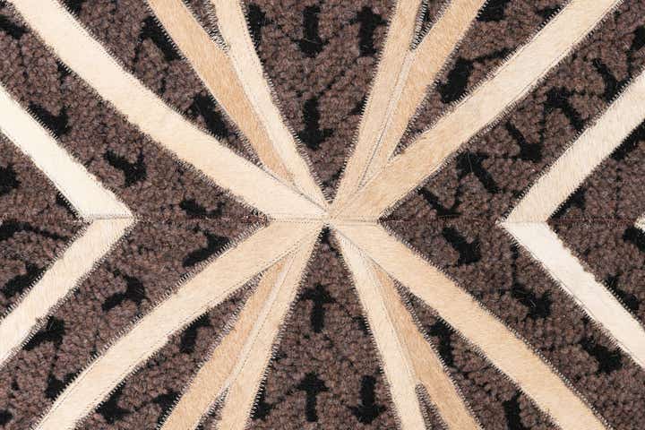 5' 2 x 8' Cowhide Leather Rug