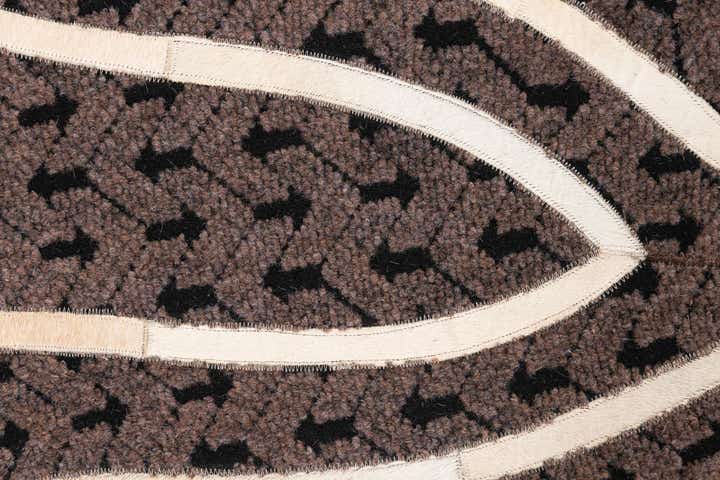 5' 2 x 8' Cowhide Leather Rug