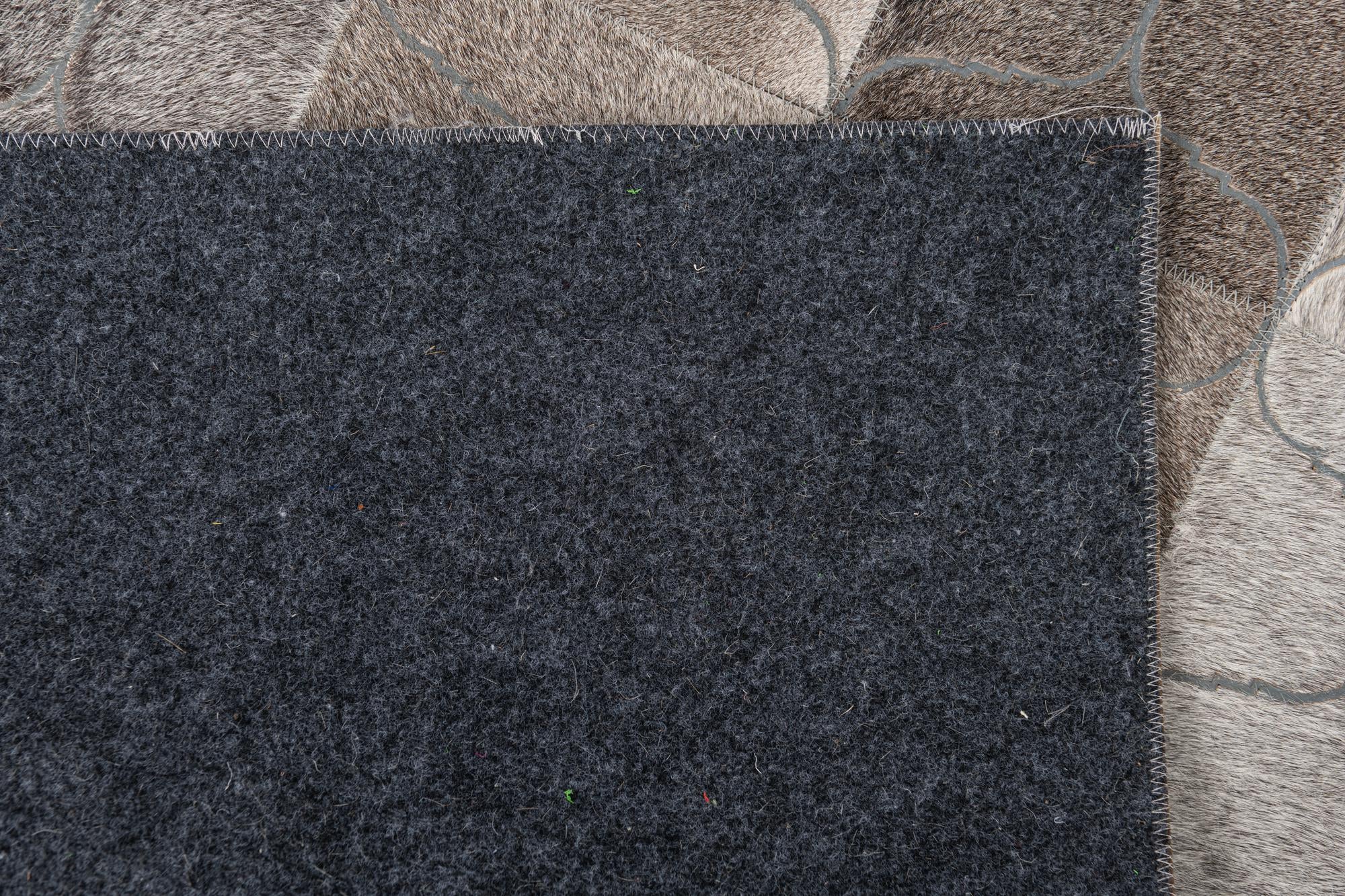 4' 1 x 6' Cowhide Leather Rug