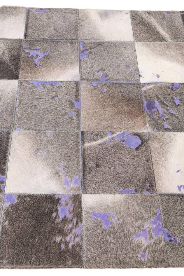 Detail image of 4' x 5' 9 Cowhide Leather Rug