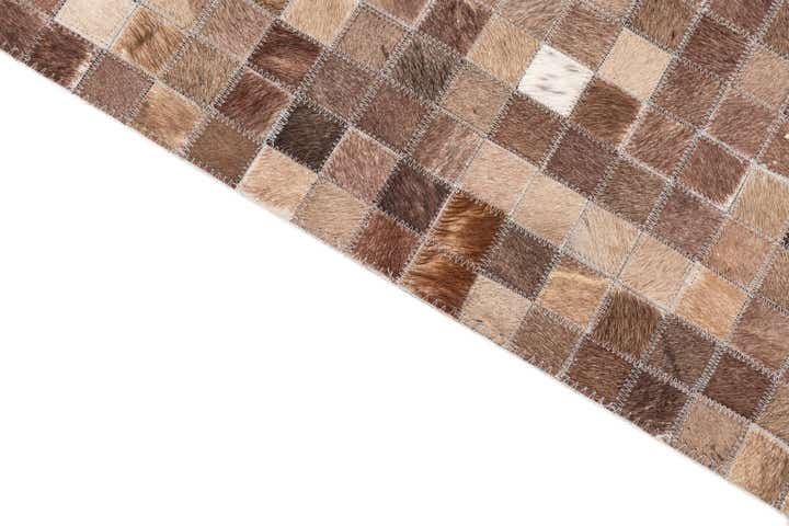 5' x 8' Cowhide Leather Rug