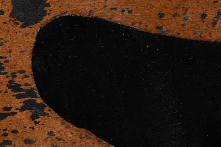 6' 7 x 7' Cowhide Leather Rug