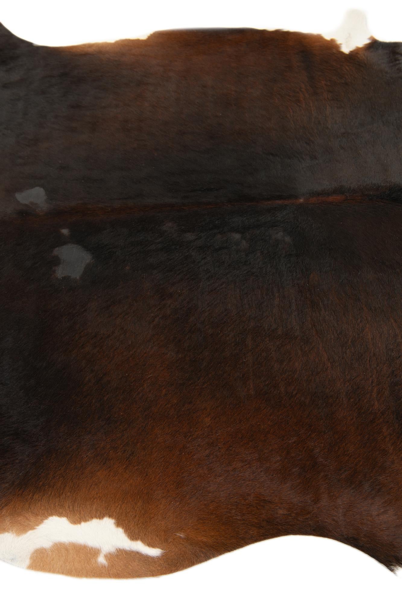 6' 5 x 7' 1 Cowhide Leather Rug