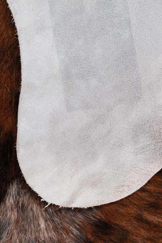 6' 2 x 7' Cowhide Leather Rug