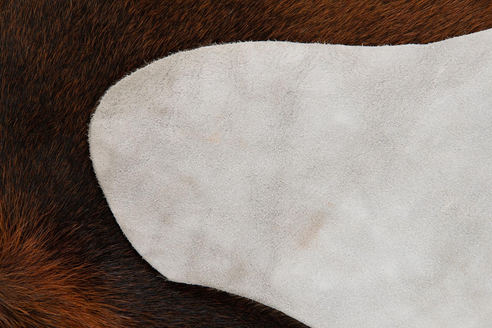 5' 9 x 6' 6 Cowhide Leather Rug