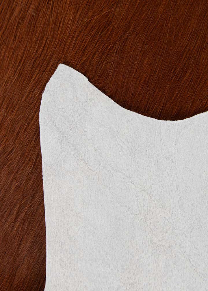 1' 8 x 2' 7 Cowhide Leather Rug