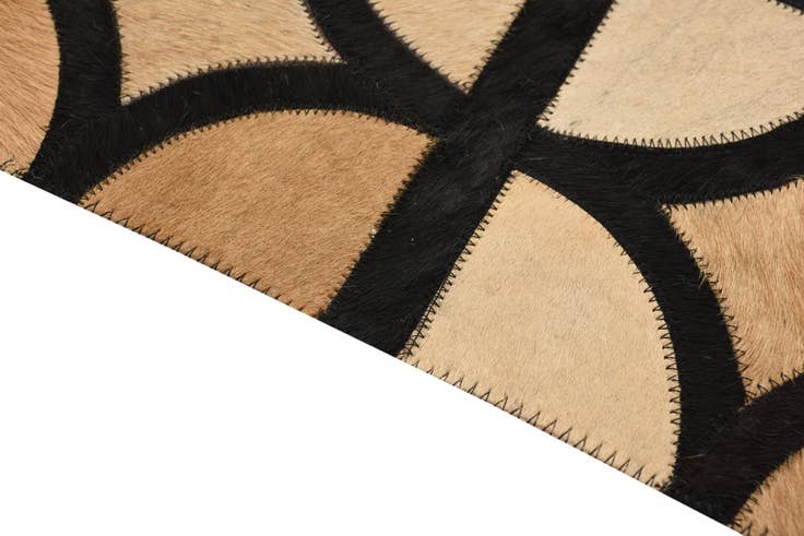 Detail image of 5' x 7' 9 Cowhide Rug