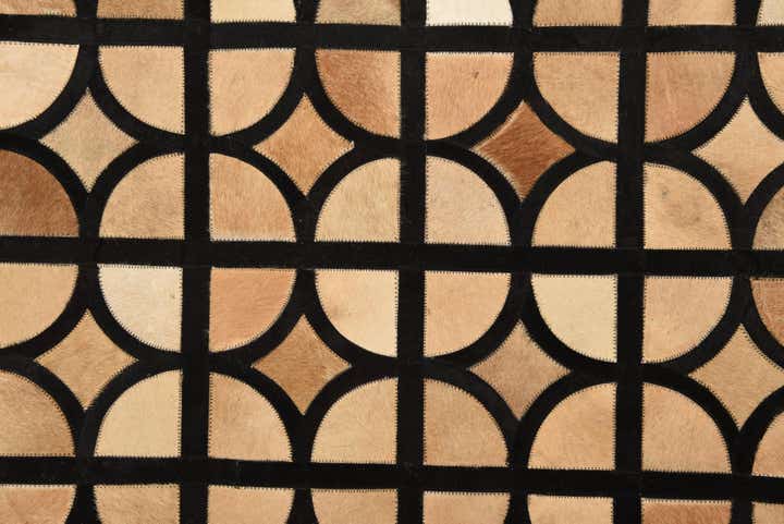 5' x 7' 9 Cowhide Rug