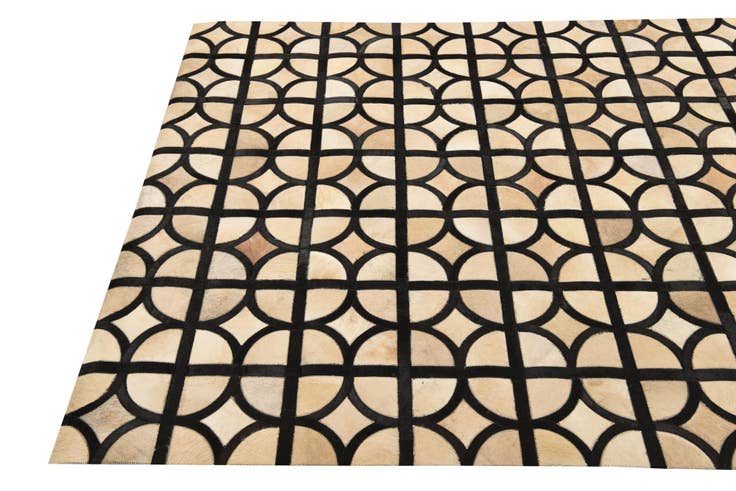 Detail image of 5' x 7' 8 Cowhide Rug