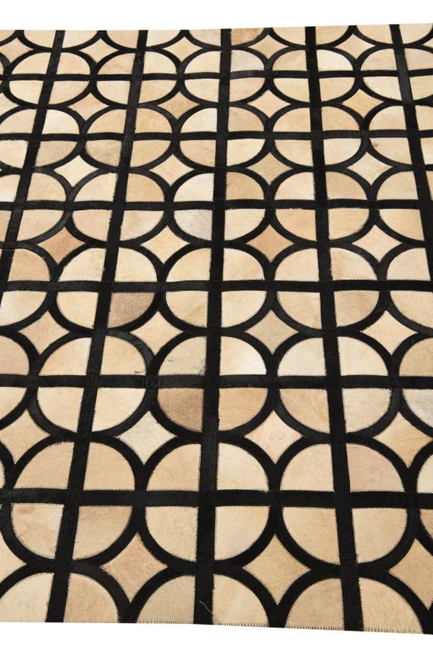 Detail image of 5' x 7' 8 Cowhide Rug