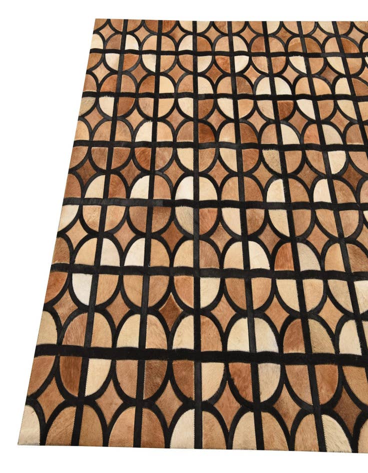 Detail image of 5' x 7' 10 Cowhide Rug