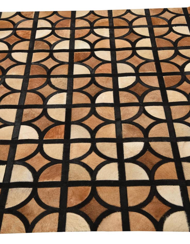 Detail image of 5' x 7' 10 Cowhide Rug