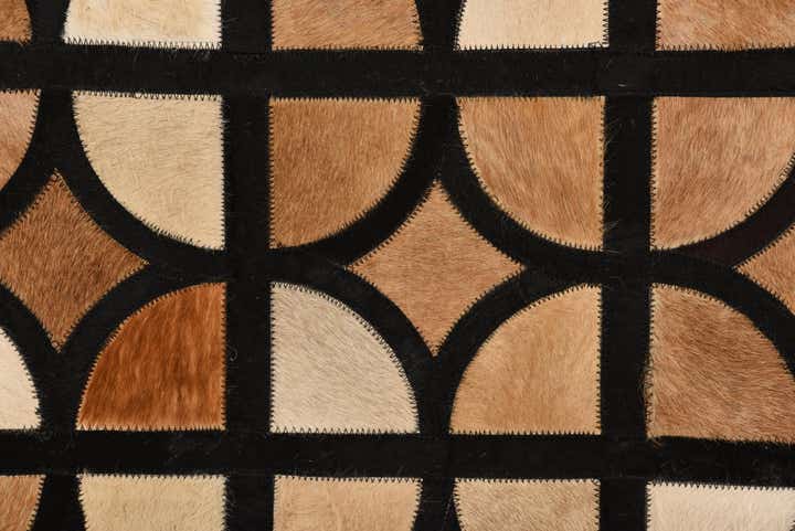 5' x 7' 10 Cowhide Rug