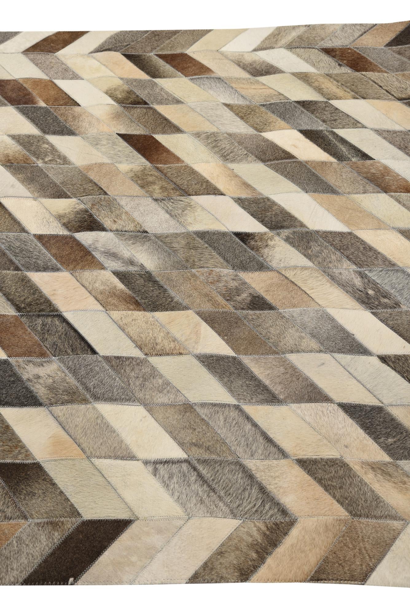 4' 9 x 6' 10 Cowhide Rug