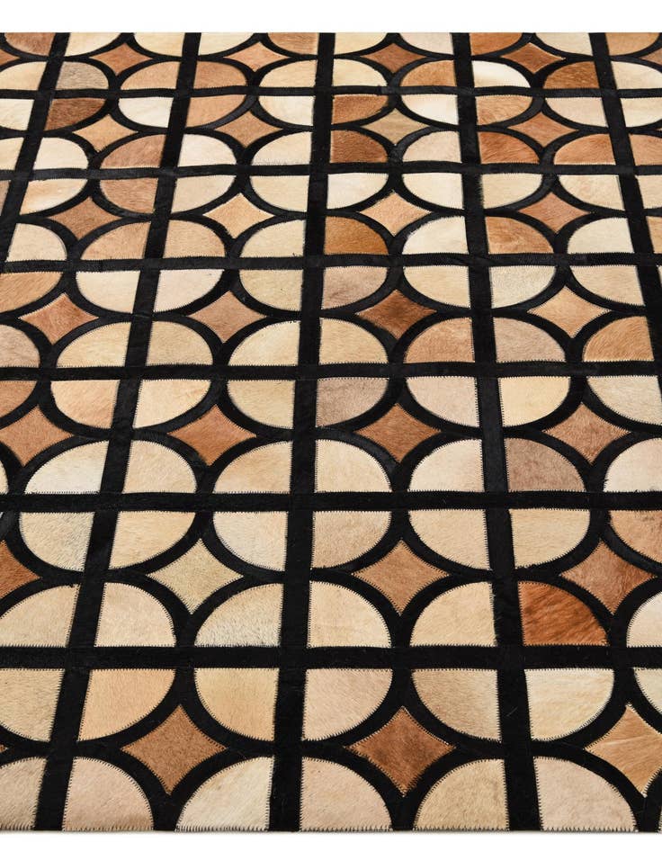 Detail image of 5' x 7' 10 Cowhide Rug