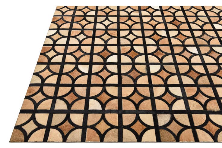Detail image of 5' x 7' 10 Cowhide Rug