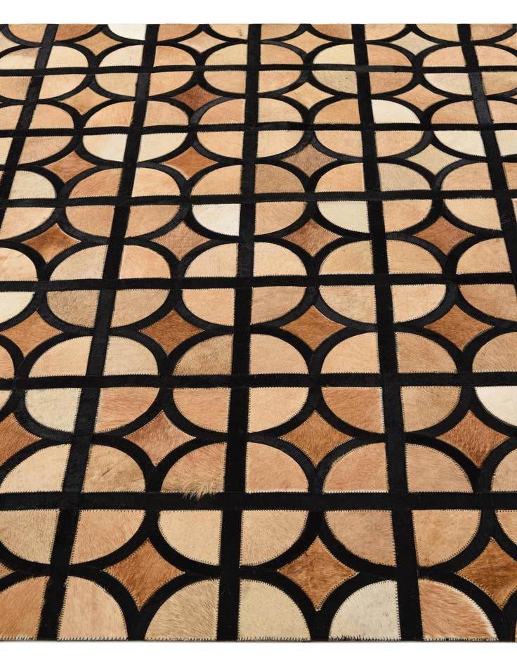 Detail image of 5' x 7' 10 Cowhide Rug