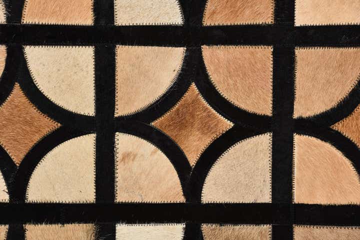 5' x 7' 10 Cowhide Rug