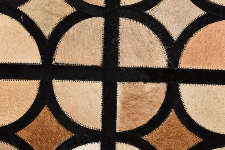 Detail image of 5' x 7' 10 Cowhide Rug