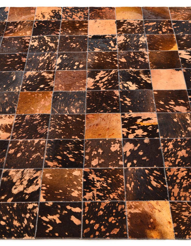 Detail image of 4' 10 x 7' 9 Cowhide Rug