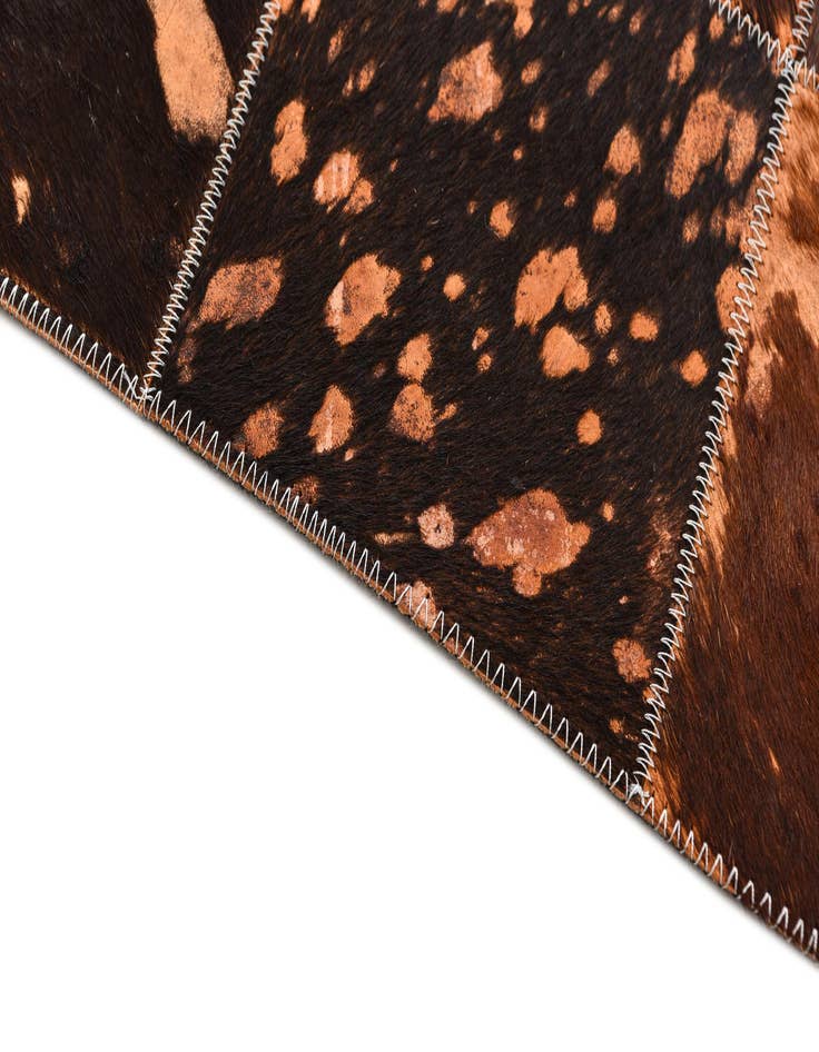Detail image of 4' 10 x 7' 9 Cowhide Rug