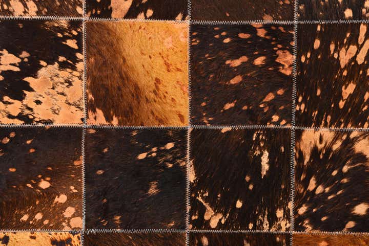 4' 10 x 7' 9 Cowhide Rug