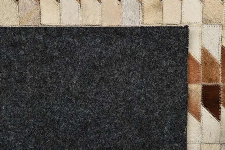 5' 4 x 7' 5 Cowhide Rug