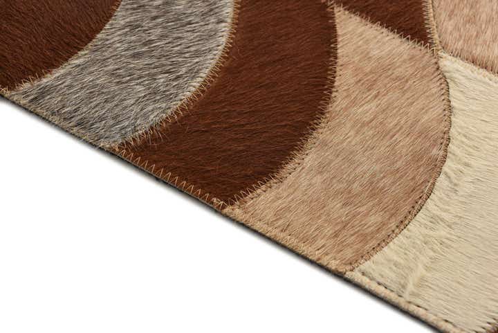 5' x 7' 8 Cowhide Rug