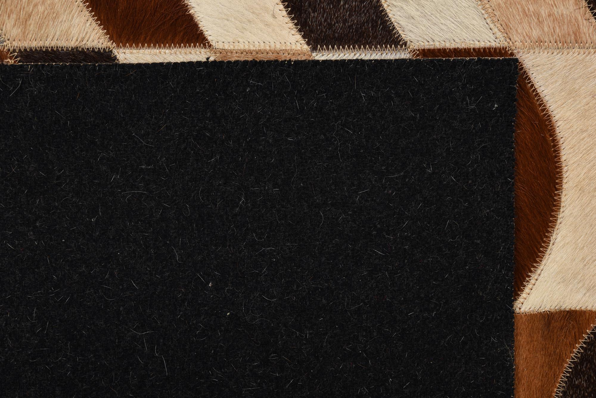 5' x 7' 8 Cowhide Rug