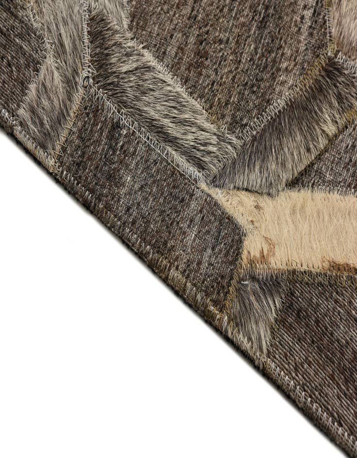 Detail image of 5' x 7' 9 Cowhide Rug