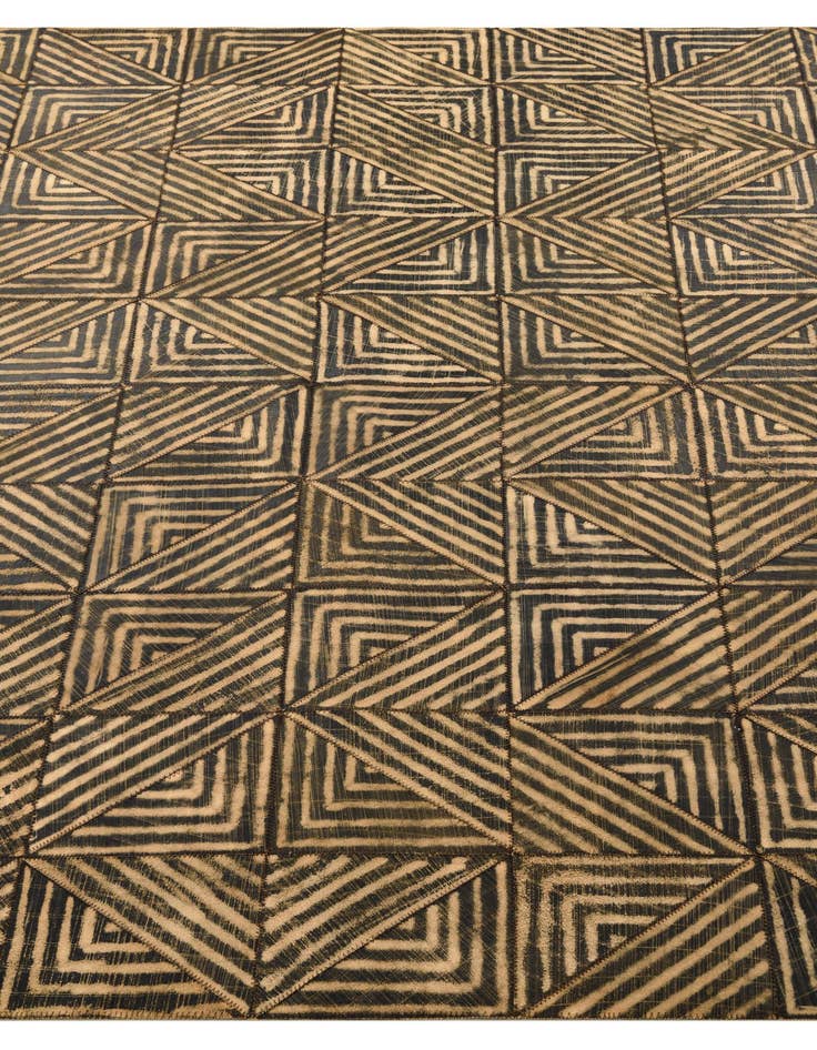 Detail image of 5' x 7' 10 Cowhide Rug