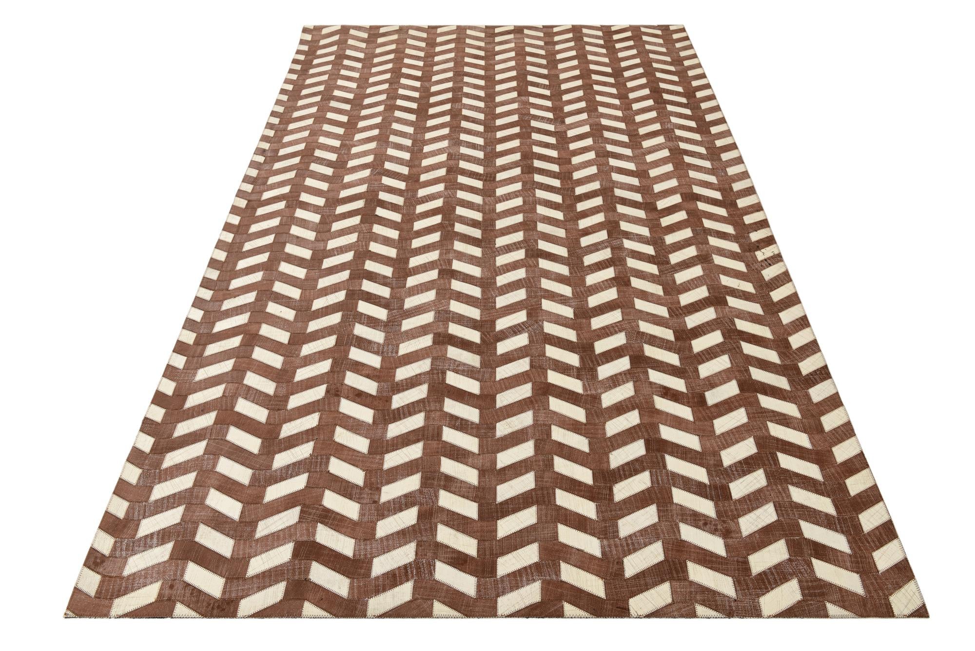 5' x 7' 10 Cowhide Rug
