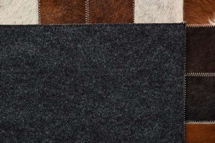 5' x 8' Cowhide Rug
