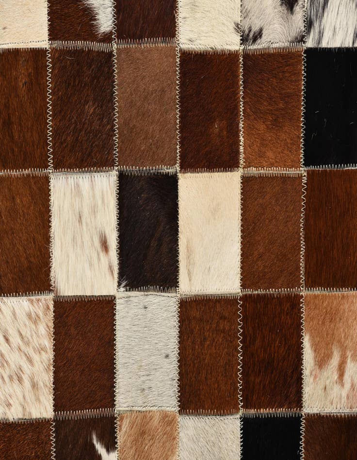 Detail image of 5' x 7' 10 Cowhide Rug